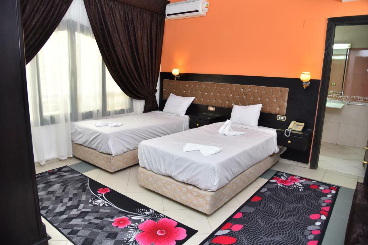 Royal Pyramids Hotel Kairo Bagian luar foto