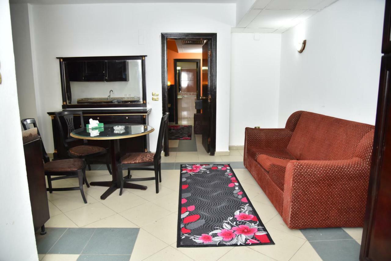 Royal Pyramids Hotel Kairo Bagian luar foto